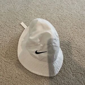 Nike Kids Classic White Bucket Hat